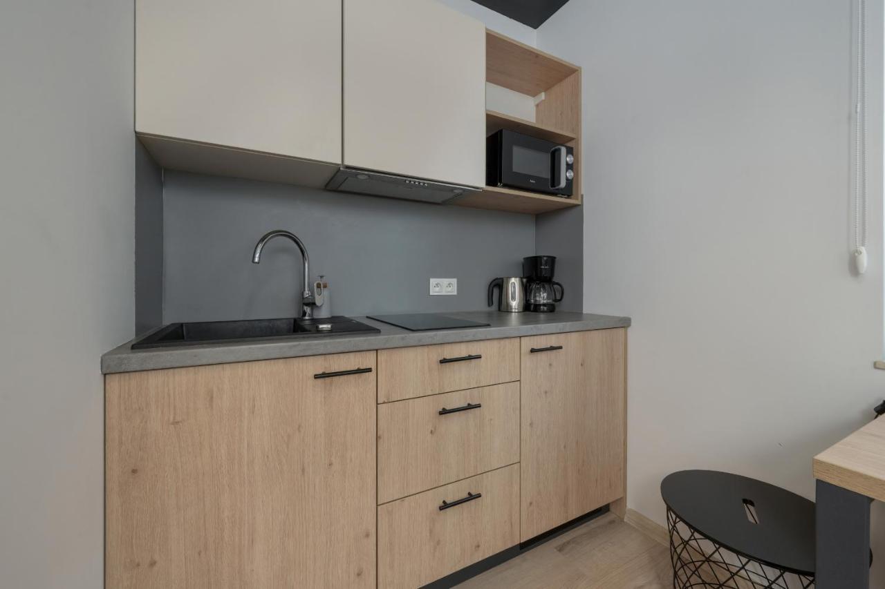 Trendy Studios With Home Office Near Wroclaw Main Station By Noclegi Renters Екстер'єр фото