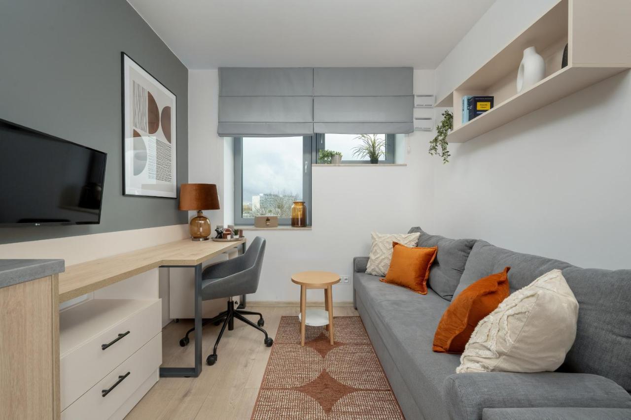 Trendy Studios With Home Office Near Wroclaw Main Station By Noclegi Renters Екстер'єр фото